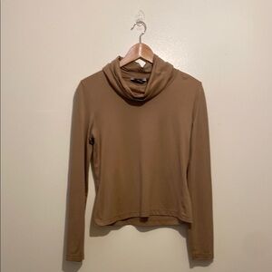 HENNES CARMEL TURTLENECK STYLE TOP . Size M